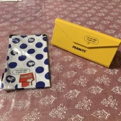 ＹＵＫＩＨＩＲＡ様専用　眼鏡ケース　SNOOPYのサムネイル