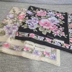 Pierre balmain 新品ハンカチ　２枚