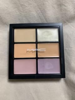 【値下げ】MAC プロ　アイ　パレット　the silly oneのサムネイル
