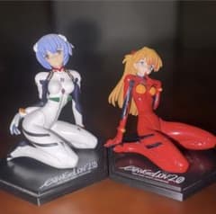 た*た様 エヴァンゲリオン フィギュア 2体セットのサムネイル
