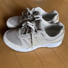 ニューバランス　880    24.5㎝のサムネイル