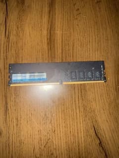 CFD STANDARD DDR4-2400 8GB メモリのサムネイル