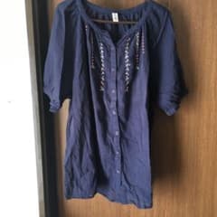 チュニック ネイビー 花柄刺繍 LLサイズのサムネイル