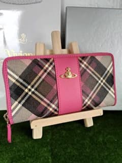 Vivienne Westwood 長財布 チェック柄 ピンクのサムネイル