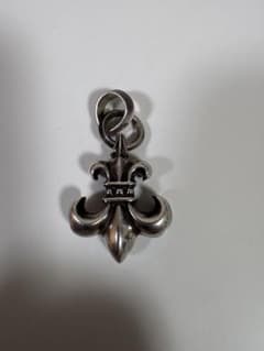 CHROME HEARTS BS FLEUR W/BALE ネックレストップ - メルカリ