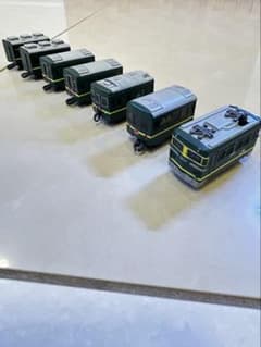 カプセルプラレール　EF81トワイライトエクスプレス　モーター車のサムネイル