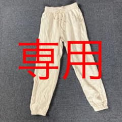 【ari様専用】UNIQLOホワイトスウェットパンツのサムネイル
