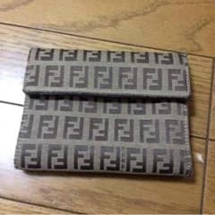 フェンディ二つ折り財布 正規のサムネイル