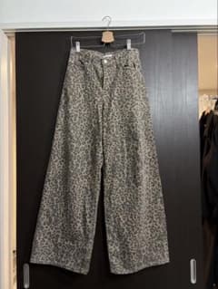 SLY JEANS レオパード柄 ワイドパンツのサムネイル