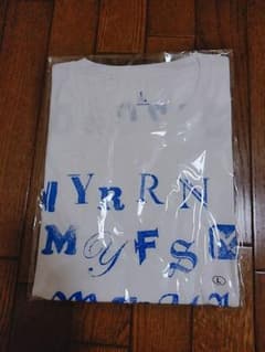 欅坂46 バスラ Tシャツ 白のサムネイル