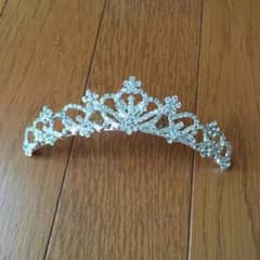 ウエディング ティアラのサムネイル