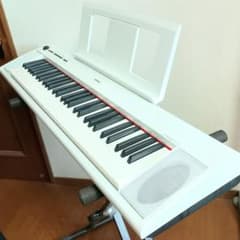 美品 YAMAHA piaggero NP-12 WH 61鍵 電子ピアノ - メルカリ