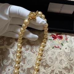 高級アコヤ貝養殖真珠の貝核と同じグレード 高級人工貝真珠ネックレス 