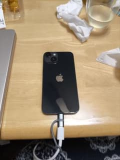 Apple iPhone 13 ブラック 画面ひび割れあり 通電のみ確認 Apple iPhone 13 ブラック 画面ひび割れあり 通電のみ確認 - メルカリ