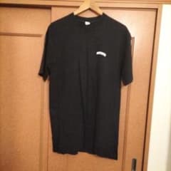 アンディフィーテッド　Tシャツのサムネイル