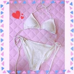 白ビキニ♡のサムネイル