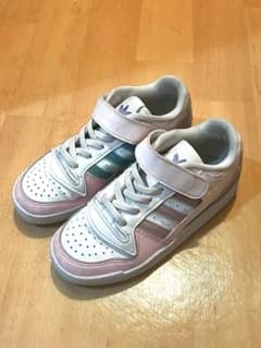 adidas キッズスニーカー ホワイト/ピンク　フォーラムローのサムネイル