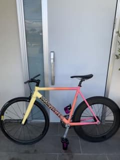 m81039809883_1.jpg?1732685321