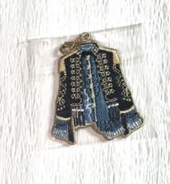 ツイステ　フロイド・リーチ　衣装刺繍チャームコレクション プレイフルドレス