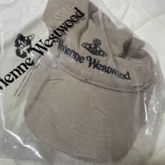 Vivienne Westwood ダメージ加工 キャップ ベージュのサムネイル