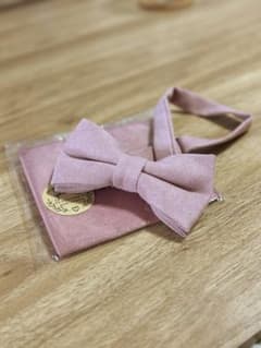ピンク 蝶ネクタイ ポケットチーフ セット　結婚式　ブライダルのサムネイル