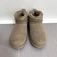 UGG ムートンブーツ ブラウン　レディースのサムネイル