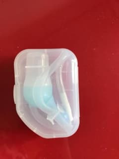 鼻吸い器 青と白 収納ケース付きのサムネイル