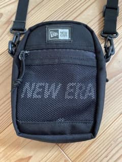 NEW ERA ブラック ショルダーバッグのサムネイル