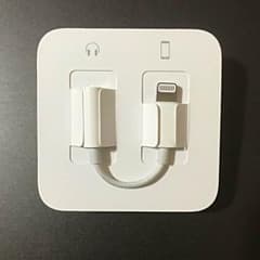 iPhone7 イヤホン 変換アダプターのサムネイル
