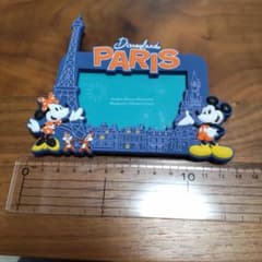 ５月１１日迄出品、 値引き中　　ディズニーパリのフォトフレームのサムネイル