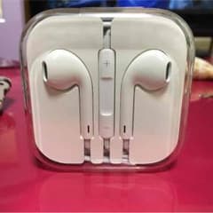 iPhone イヤホン 白のサムネイル