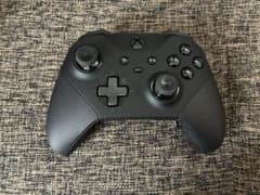 【国内】Xbox Elite Series 2 コントローラーのサムネイル