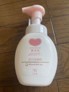 COW 泡の洗顔料のサムネイル