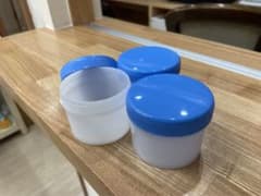 シンリョウ軟膏容器　100mL A型　100個入れ　未使用品のサムネイル