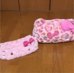 キティちゃんティッシュケースセットのサムネイル