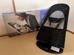 美品　BABY BJORN ベビービョルン　バウンサー（ブラック）　ゆりかごのサムネイル