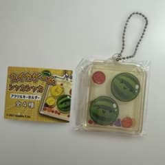 スイカゲーム シャカシャカアクリルキーホルダーのサムネイル