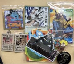 ONE PIECE グッズ まとめ売り カード キーホルダー　バッジ　シールのサムネイル