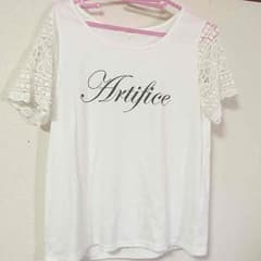 新品未使用！袖レース Tシャツのサムネイル