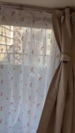 ニトリ レースカーテン 花柄 75×176cm 2枚セット 新品未使用のサムネイル