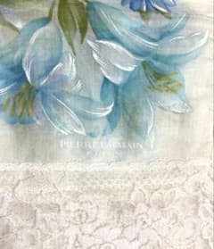 PIERRE BALMAIN ピエールバルマン 大判ハンカチ レース 花柄 水色