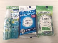 パウダーシート２個、デオドラントミストのサムネイル