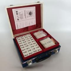 未使用品】高級麻雀牌セット 牌の裏面：赤色 - メルカリ