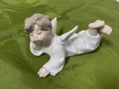 リヤドロ　陶器製 天使の置物 フィギュリン　LIADROのサムネイル