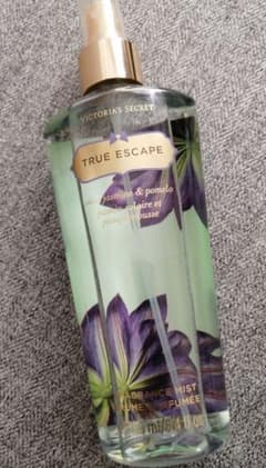 TRUE ESCAPE (トゥルーエスケープ)　フレグランスミストのサムネイル