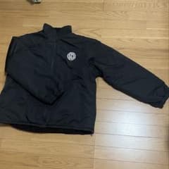 Kutir リバーシブル ボアジャケット ブラックのサムネイル