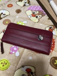 ニナリッチ　長財布　新品　ラウンドファスナーのサムネイル