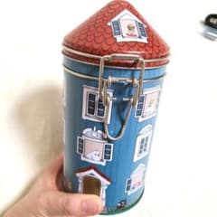 ムーミンバレーパーク お菓子缶 ムーミン屋敷のサムネイル