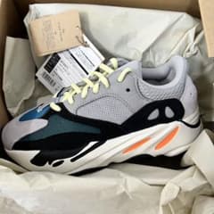 22.5cm 新品 adidas YEEZY Boost 700 - メルカリ