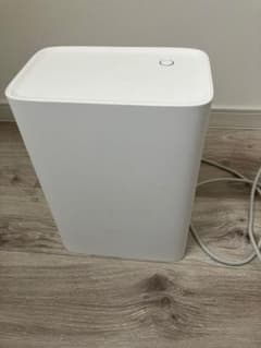 値下げ中⭐️ホワイト 除湿機 タッチ式のサムネイル
